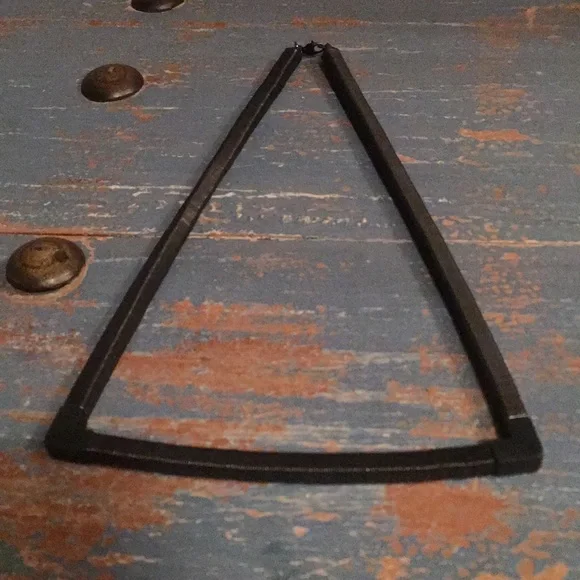 Industrial sculptural “Adele” necklace stretchy like new - Picture 6 of 10